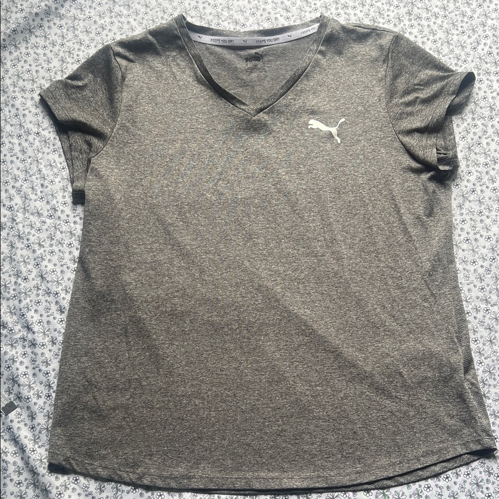 Puma V-Neck Tee